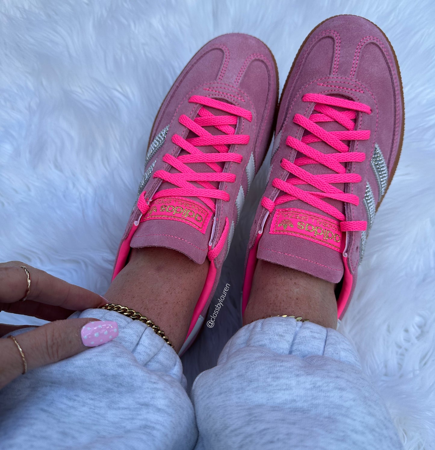 ✨Viral ✨ Adidas Pink/White Spezials