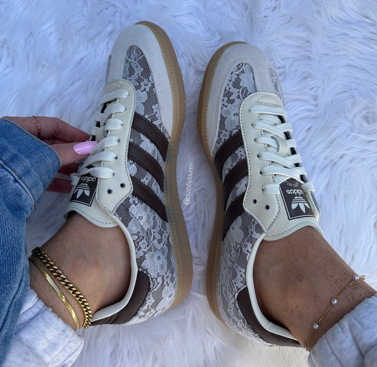 New Fall Espresso ☕️ Lace Adidas Samba