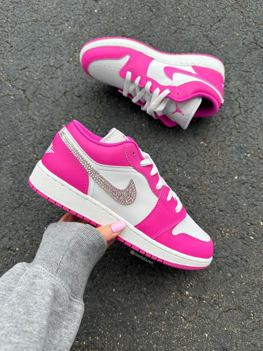 nike air jordan hot pink