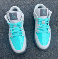 Women’s Nike Jordan Aqua Polaroid