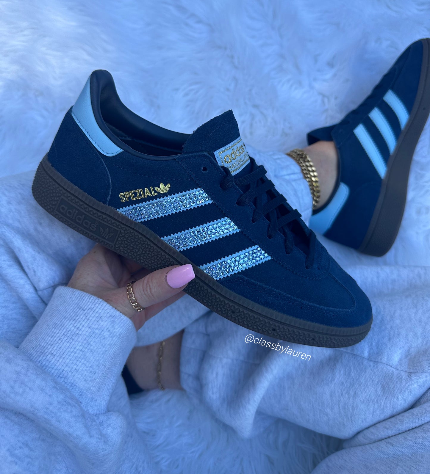 ✨ New Adidas Navy Blue Spezial ✨
