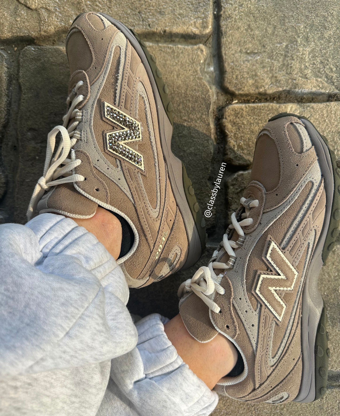 Women New Balance 204L
