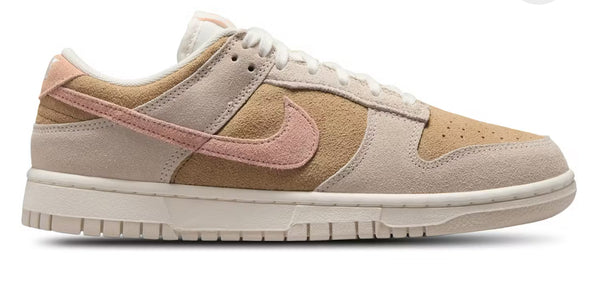 Women’s Nike Dunk Coral Sand