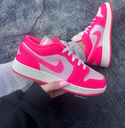 Nike Jordan 🩷 Hot Pink 🩷