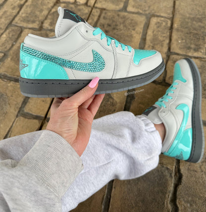 Women’s Nike Jordan Aqua Polaroid