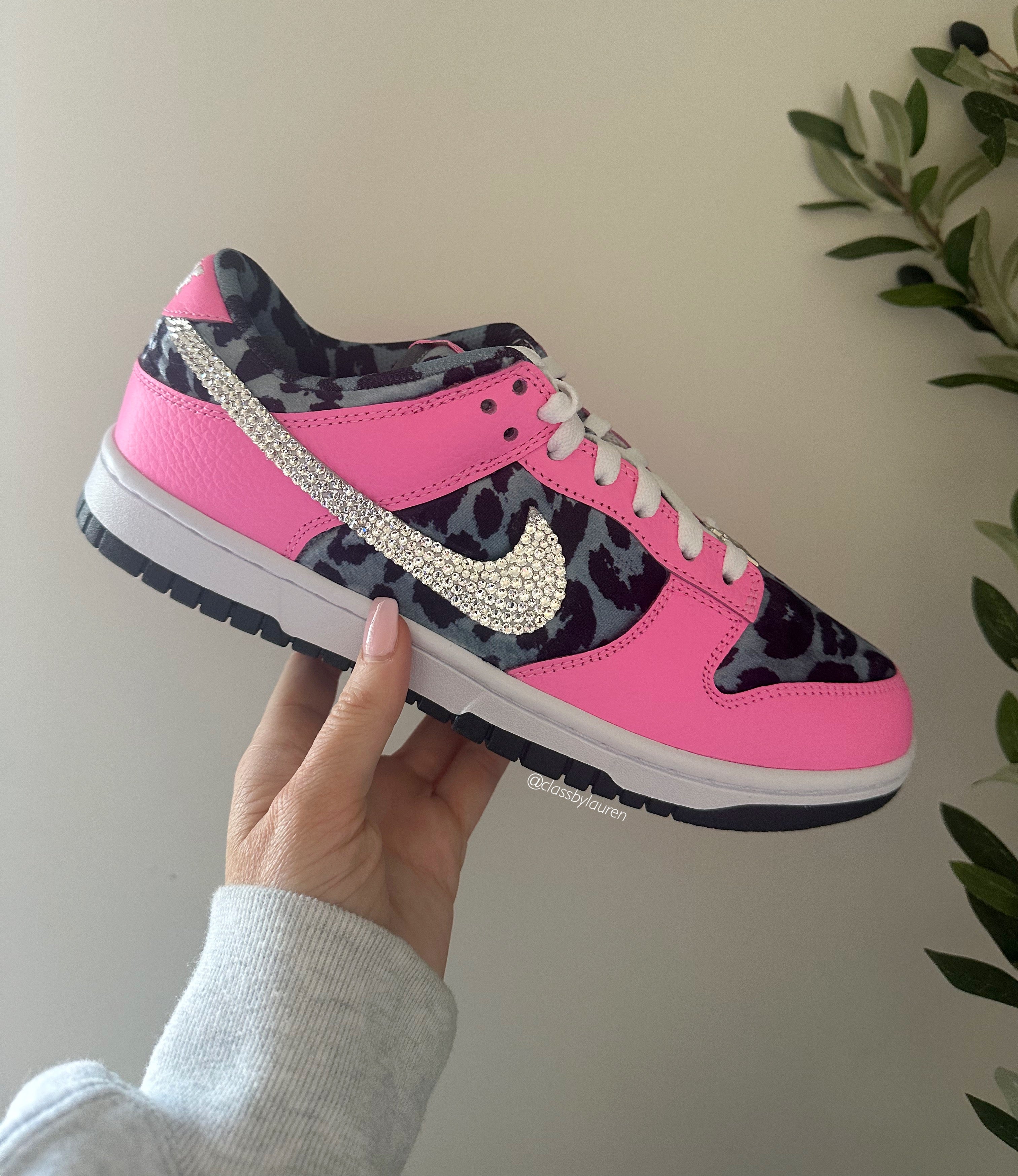 nike pink cheetah