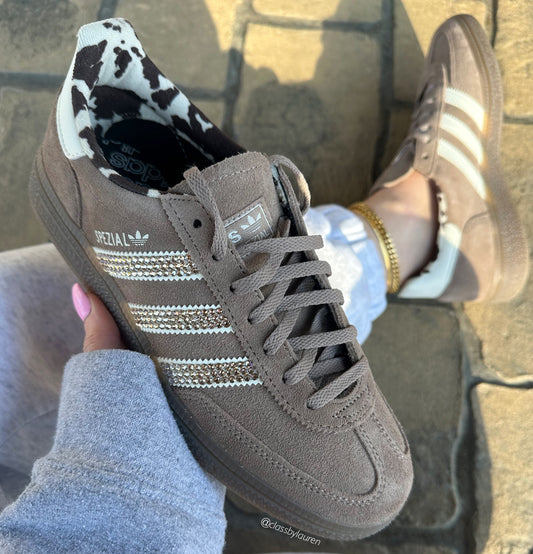 🐄 Women’s Adidas Spezial Cow Print🐄