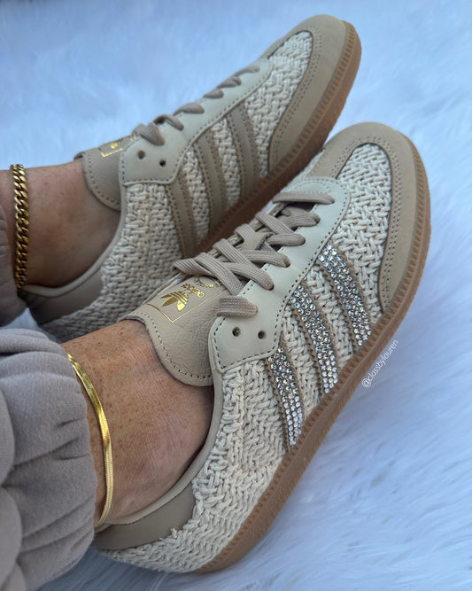 ✨Rare✨ Women’s Neutral Boho Adidas Samba
