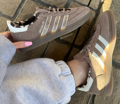 🐄 Women’s Adidas Spezial Cow Print🐄