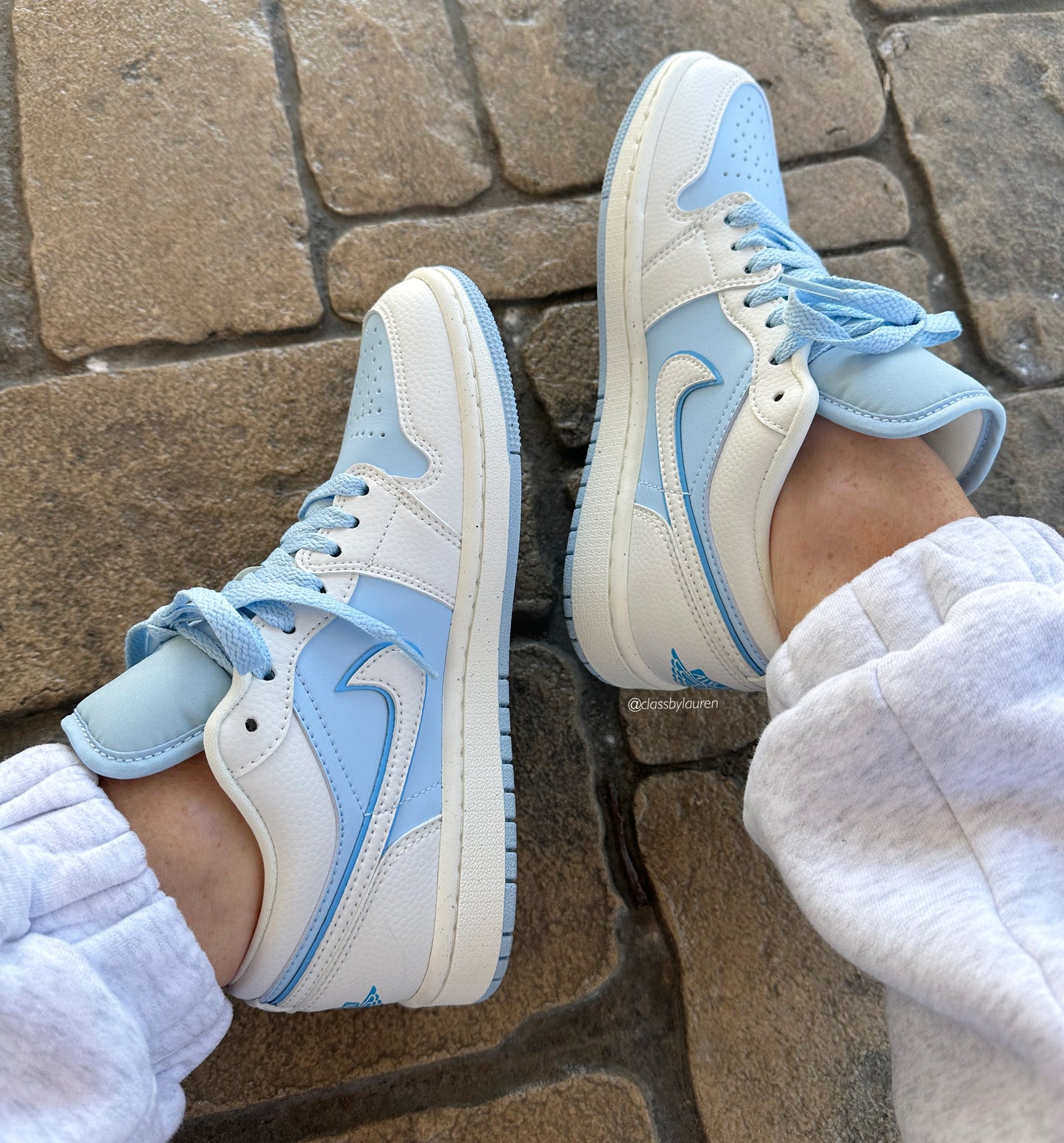 Nike Air Jordan 1 Low SE Powder Blue