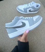 Women’s Air Jordan 1 Wolf Grey *Kyle Richards Pick*