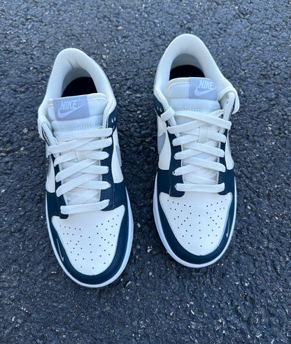 Women’s Nike Dunks Navy Blue