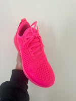 Nike 270 Hot Pink