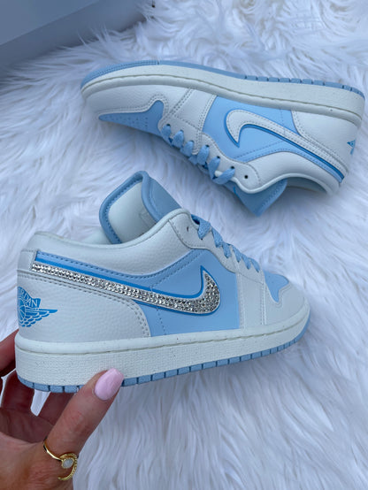 Nike Air Jordan 1 Low SE Powder Blue
