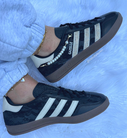 ✨ Adidas Women Lace Pearl Gazelle