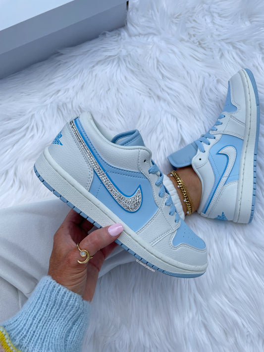 Nike Air Jordan 1 Low SE Powder Blue