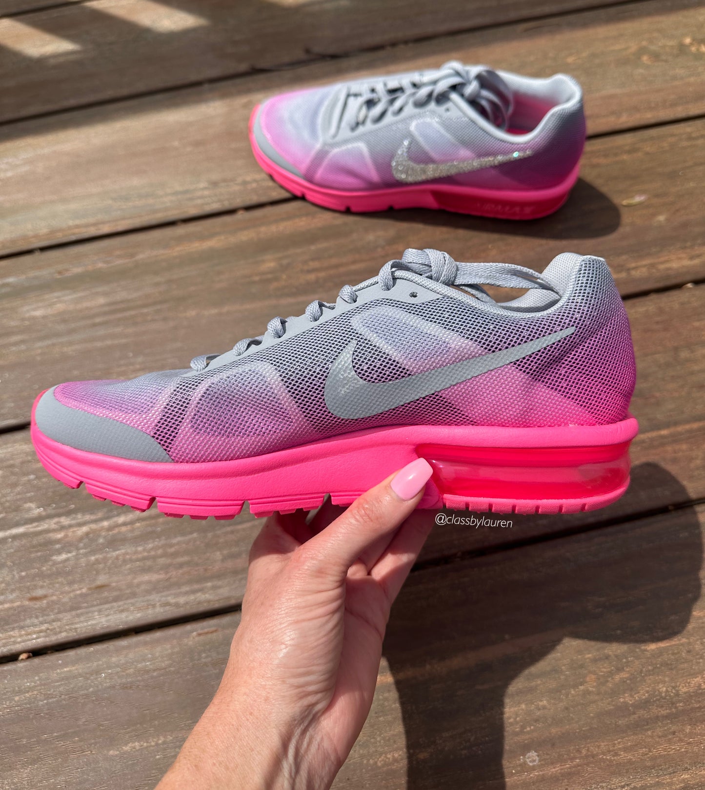 Nike Sequent’s Pink Size Girls 6.5/Women 8