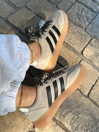 🐆 Women’s Neutral Suede Adidas Leopard 🐆