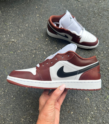Nike Jordan Low Garnet