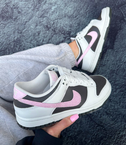 🩷 Women’s Nike Dunk Pink Panda 🐼