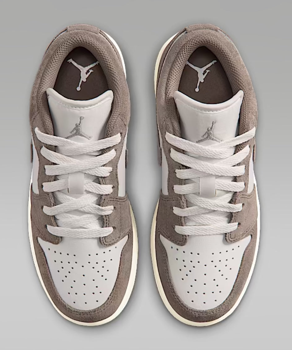 Nike Air Jordan Stone Brown