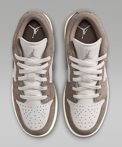 Nike Air Jordan Stone Brown