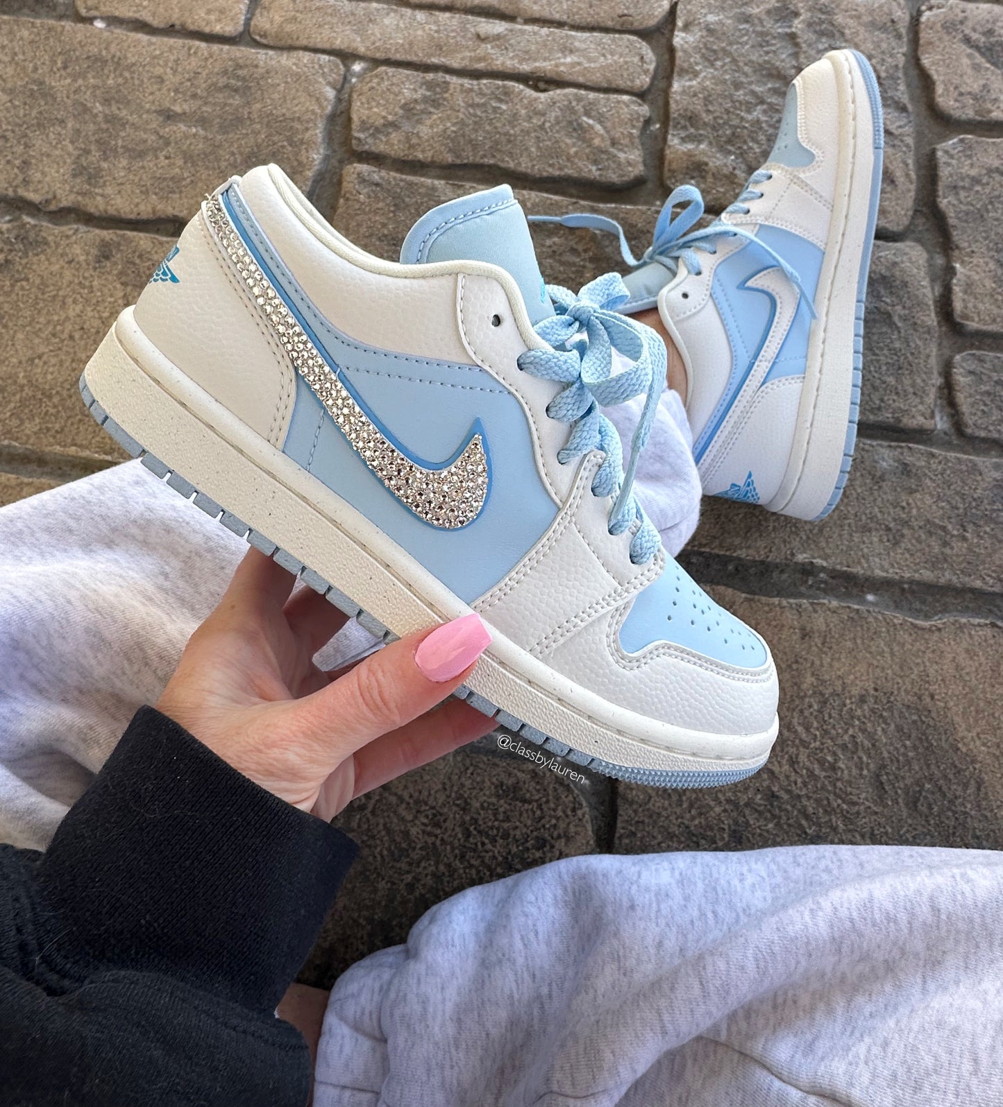 Nike Air Jordan 1 Low SE Powder Blue