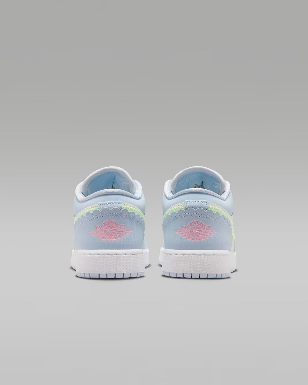 🐣 Easter Air Jordan Spring Pastel Blue
