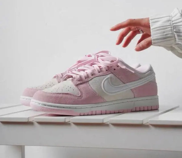 Nike Dunks Pink Foam