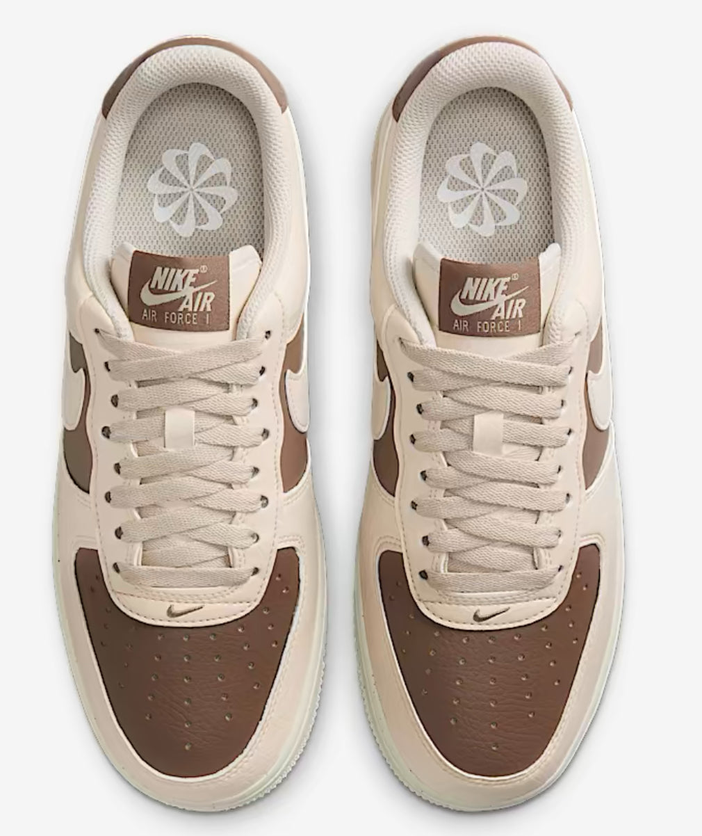 Nike Air Force 1 Light Sail