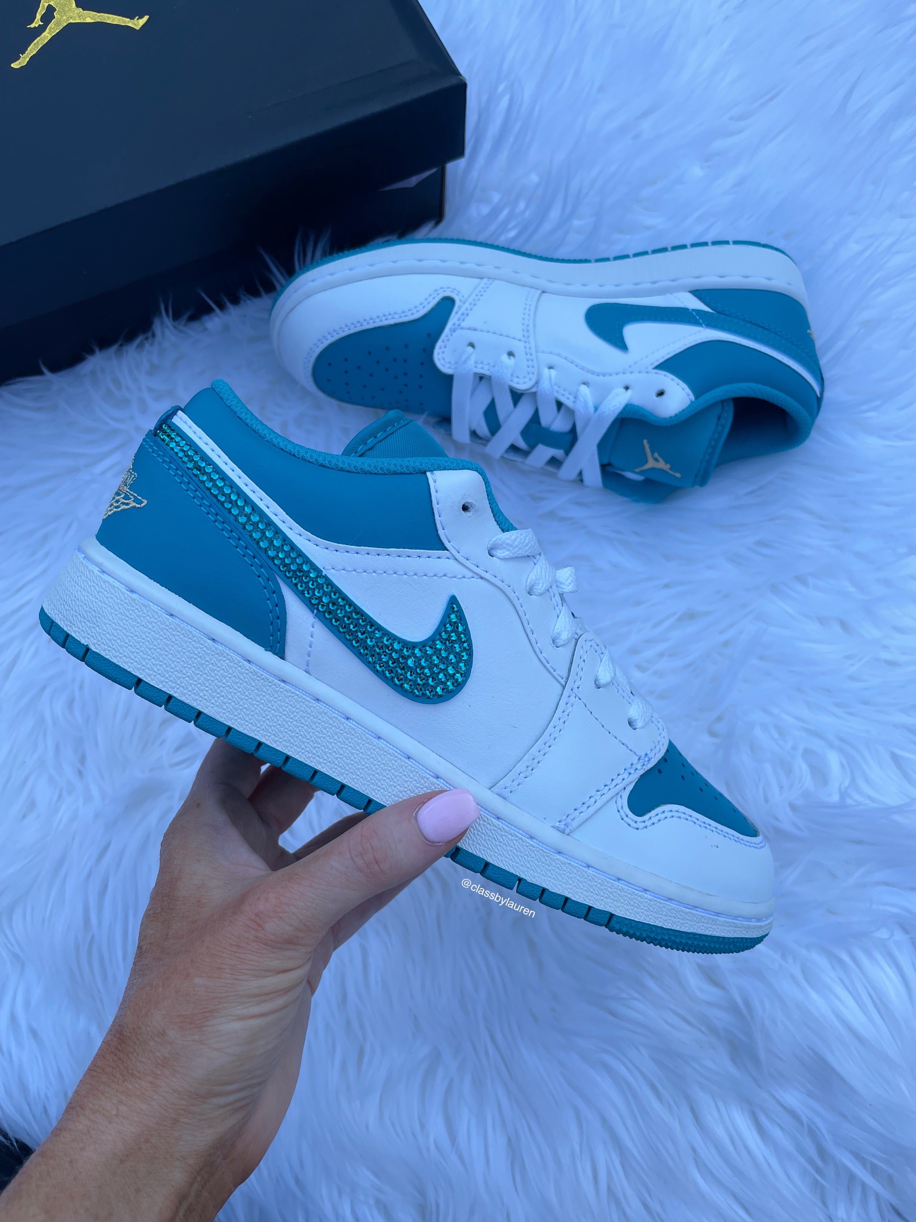 Aqua Nike Air Jordan – Class by Lauren