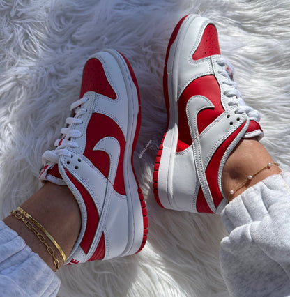 Nike Dunks Red/White Team Colors 6Y/7.5W