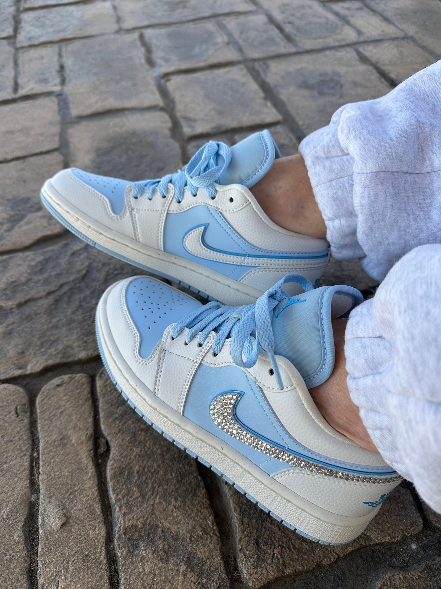 Nike Air Jordan 1 Low SE Powder Blue