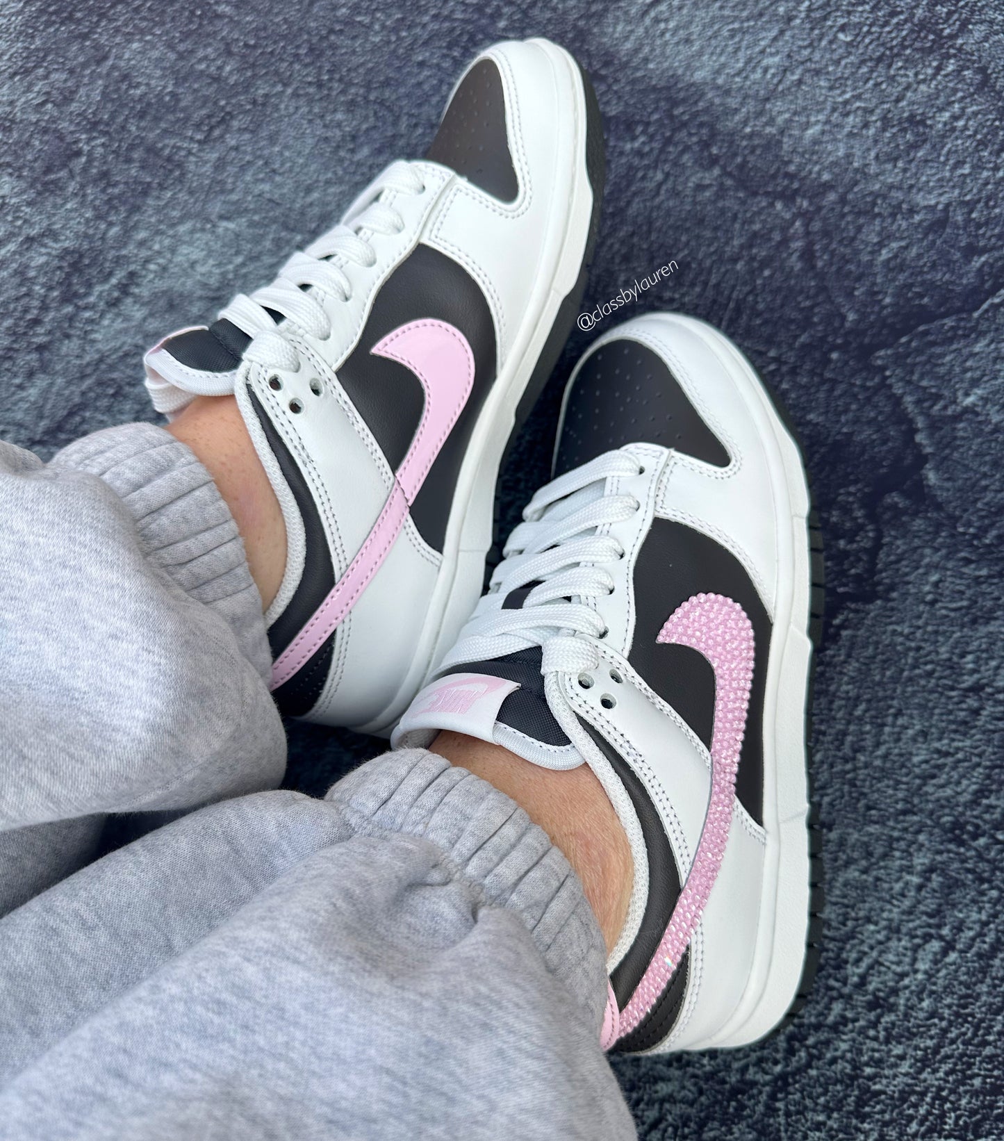 🩷 Women’s Nike Dunk Pink Panda 🐼
