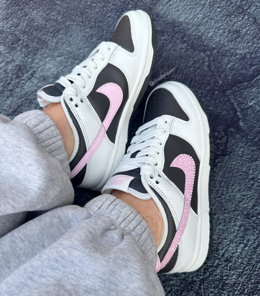 🩷 Women’s Nike Dunk Pink Panda 🐼