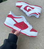 Nike Dunks Red/White Team Colors 6Y/7.5W