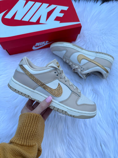 Women’s Nike Neutral Dunks *Rare*