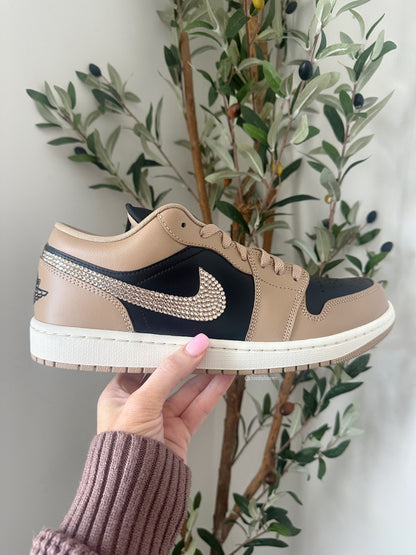 Women Nike Jordan 1 Desert Black