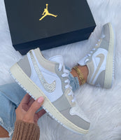 Neutral Nike Jordan 1 Low